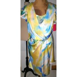 New Womens 6 NWT $128 Vince Camuto Dress Blouson Watercolor Blue Yellow White